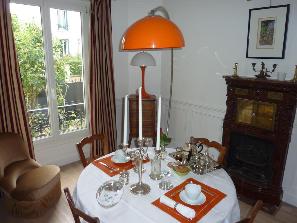 Maison Romantique Bed and Breakfast Le Perreux-Sur-Marne Esterno foto