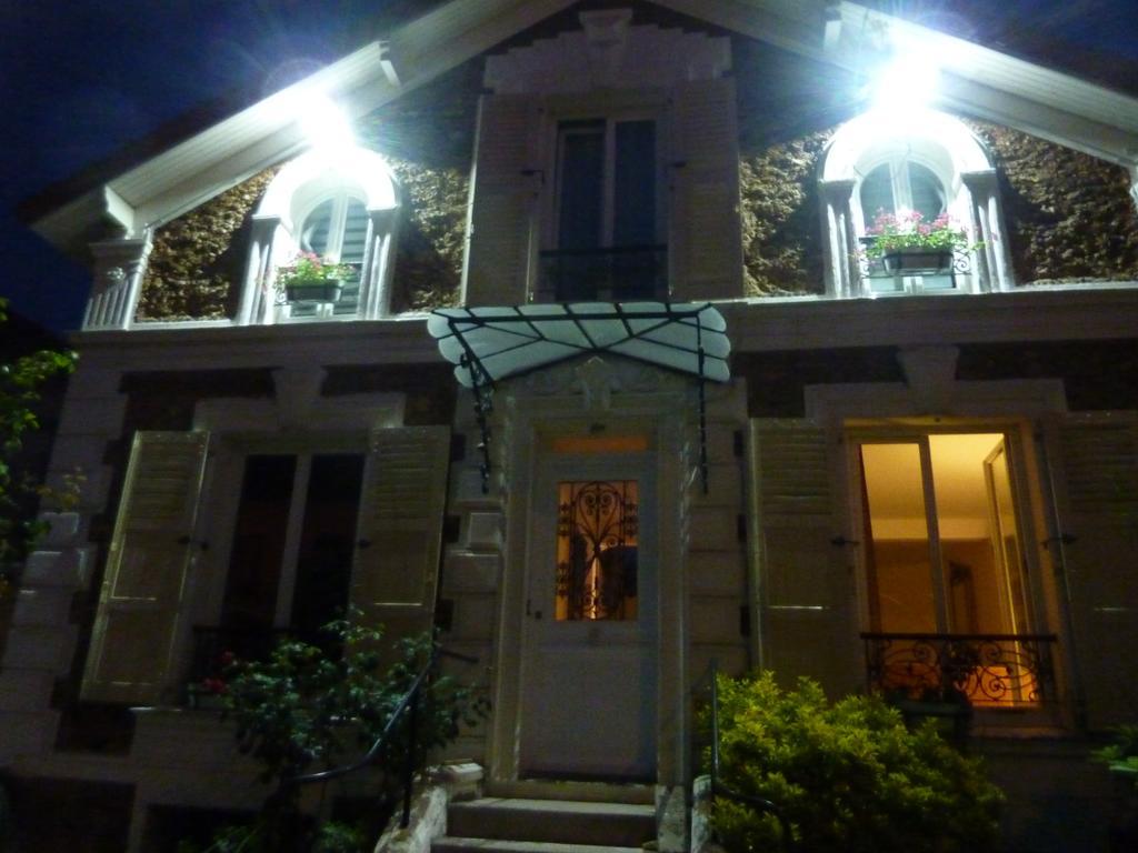 Maison Romantique Bed and Breakfast Le Perreux-Sur-Marne Esterno foto