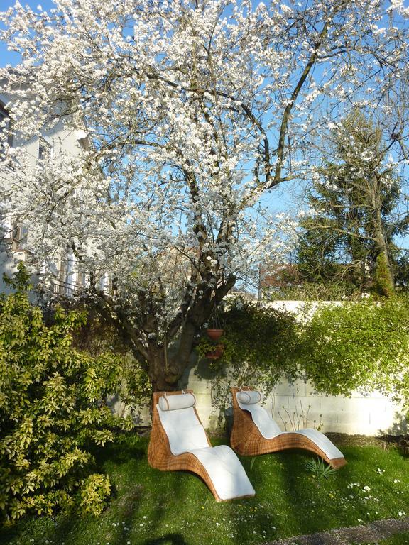 Maison Romantique Bed and Breakfast Le Perreux-Sur-Marne Esterno foto